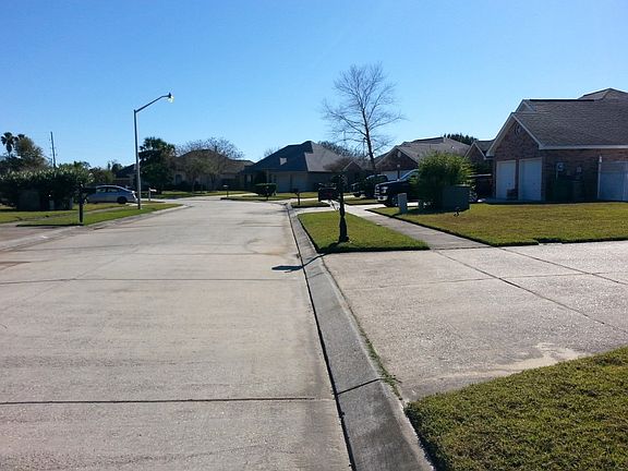 5th image of 112 Gail Dr