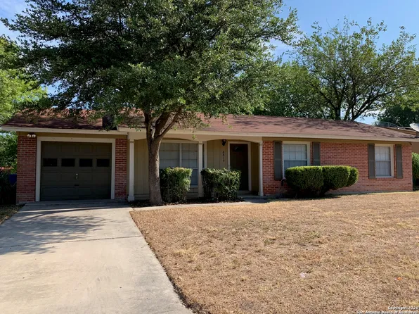 4819 Newcome Dr, San Antonio, TX 78229