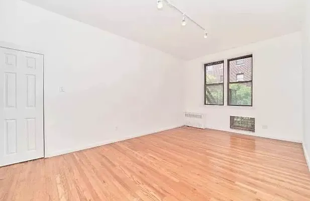 Rented by Living New York | media 11