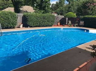 2803 Caprice Ave, Denison, TX 75020