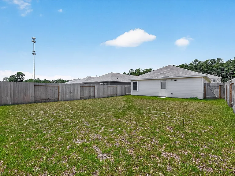 31338 Black Cherry Hollow Dr — Photo 35