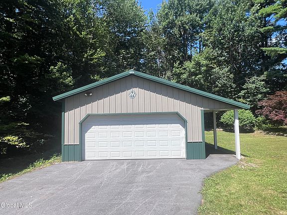 2nd image of 186 Hinds Road