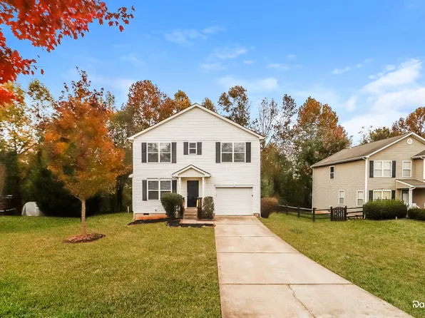 1517 Brookgreen Ave, Statesville, NC 28677