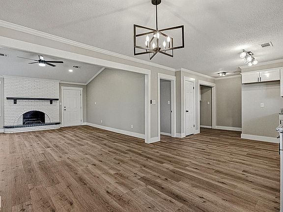 5th image of 1205 Ward Ln