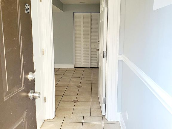 3rd image of 4948 S Forrestville Ave #G