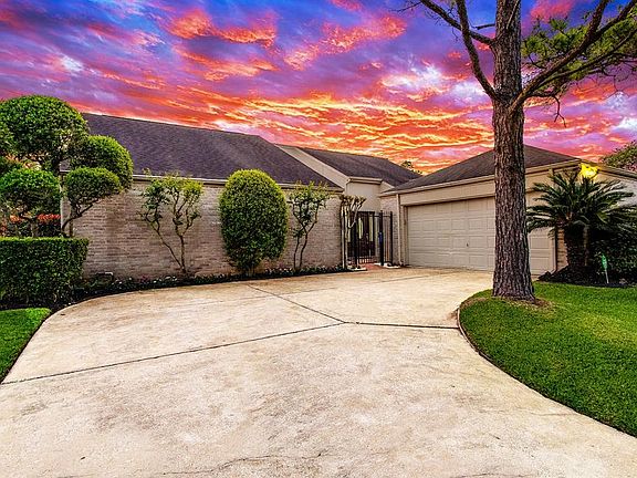 2nd image of 2242 Foreland Dr