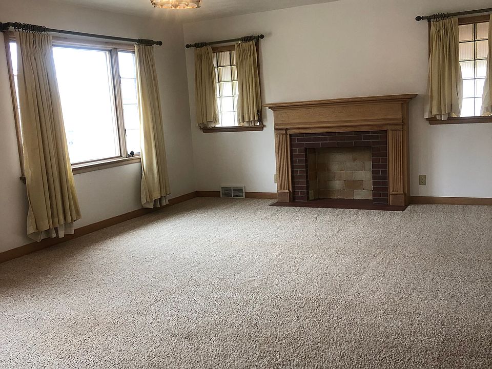 1st image of 314 W Bridge St #1
