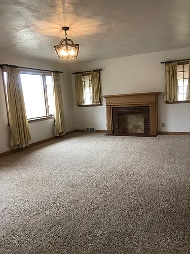314 W Bridge St #1 Photo 1