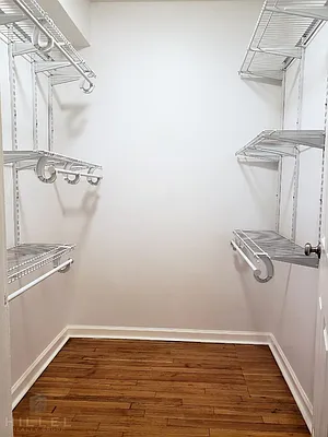 Rented by Hillel Realty Group | media 17