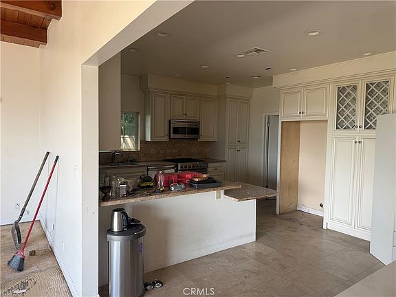 4th image of 2266 Ronda Vista Dr