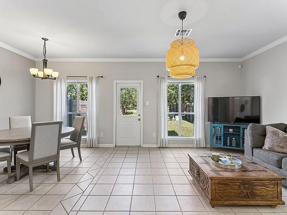 5th image of 8909 Mountain Shadows Cv APT B