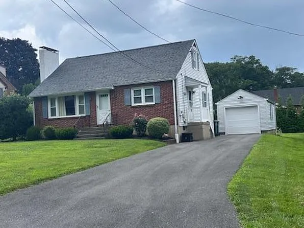 2653 Woodlawn Ave, Easton, PA 18045