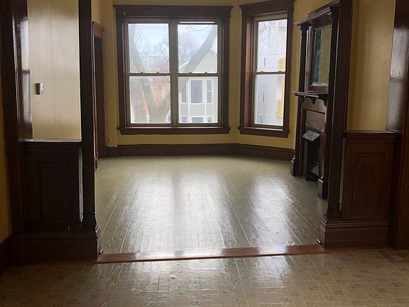 3rd image of 1834 N Kimball Ave APT 2