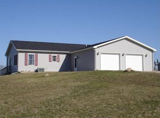 2311 S Saint Clair Rd, Saint Johns, MI 48879