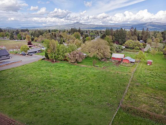 3rd image of Tl400 Judy Way