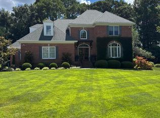 19 Mountain Orchard Path, Signal Mountain, TN 37377