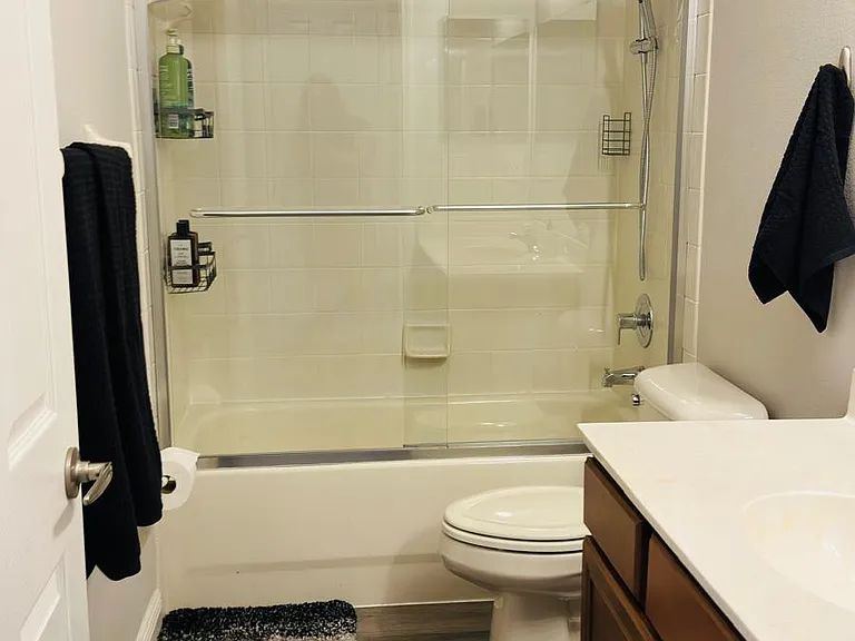 14533 Cotswolds Dr — Photo 20