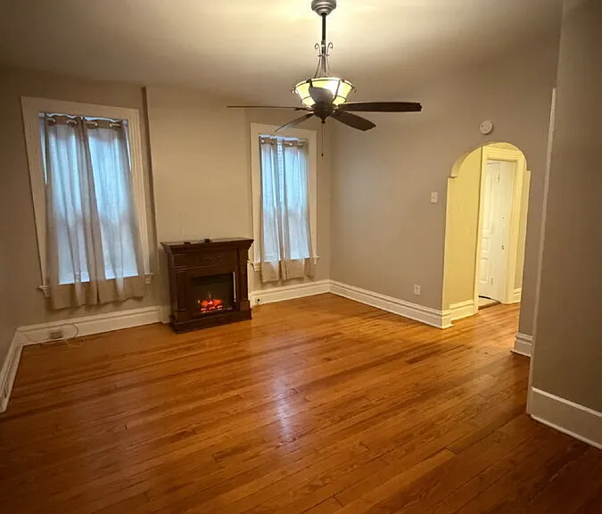 2211 Jules St #2F — Photo 2