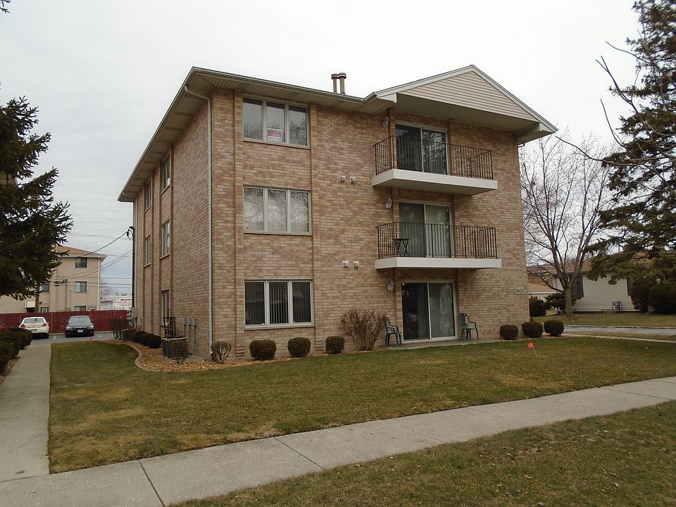 1st image of 9432 S Kolmar Ave APT 3E