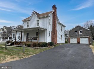7816 Derwood St, Rockville, MD 20855