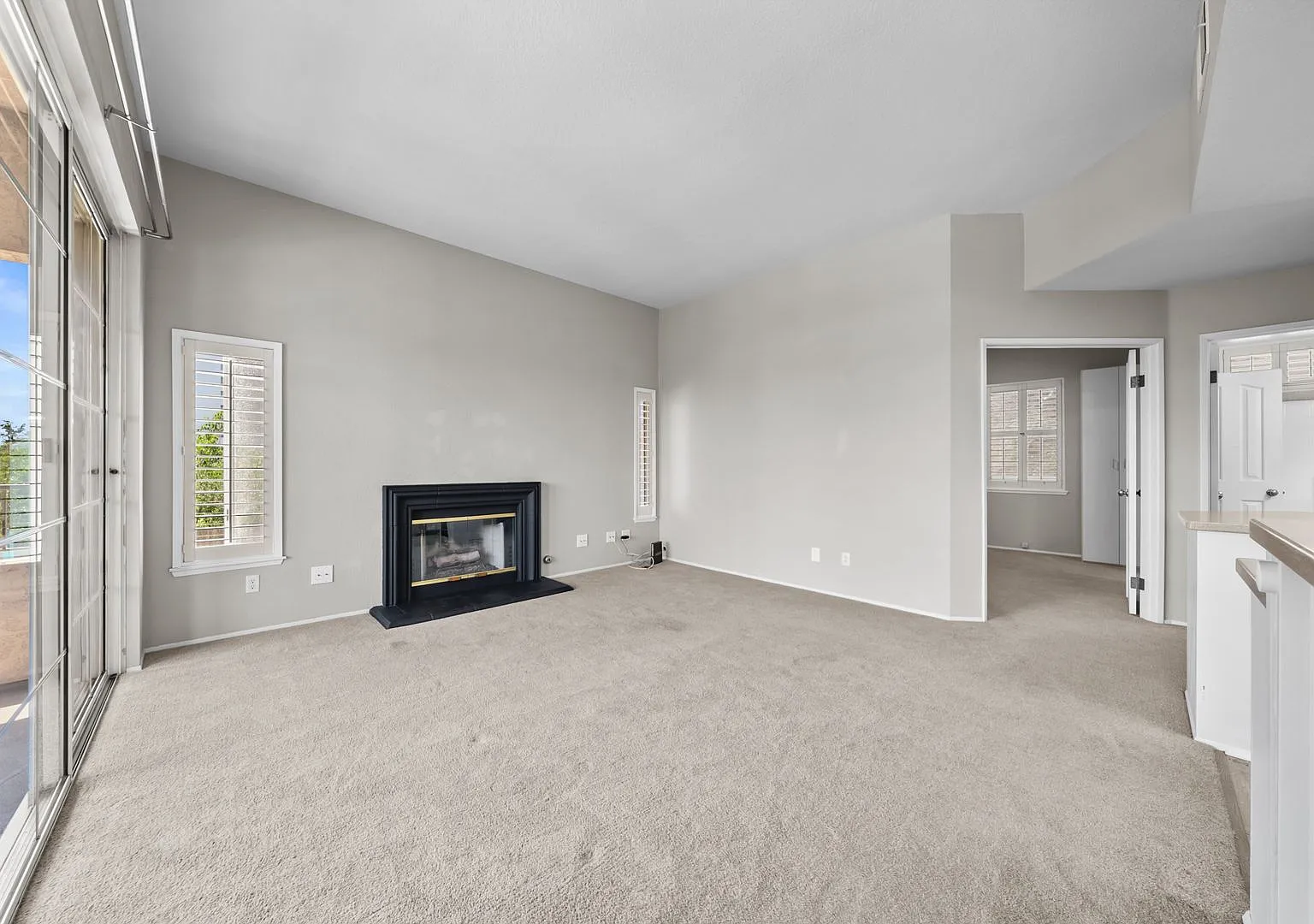 521 Arbor Dr, Unit 203 — Photo 3
