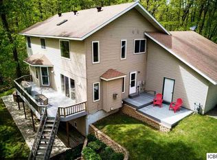 37607 Loon Dr, Cohasset, MN 55721
