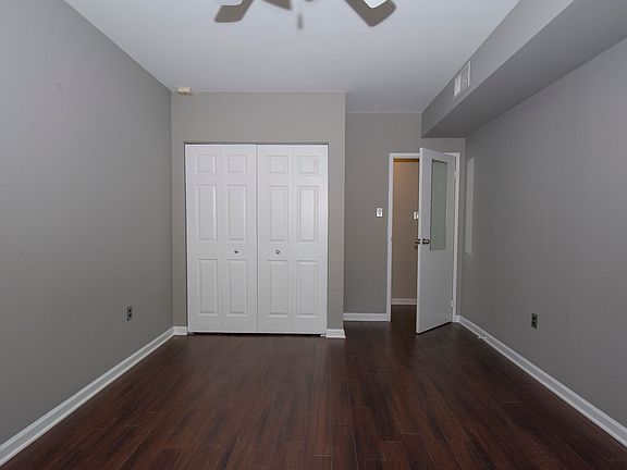 5th image of 130-136 N Bread St #304