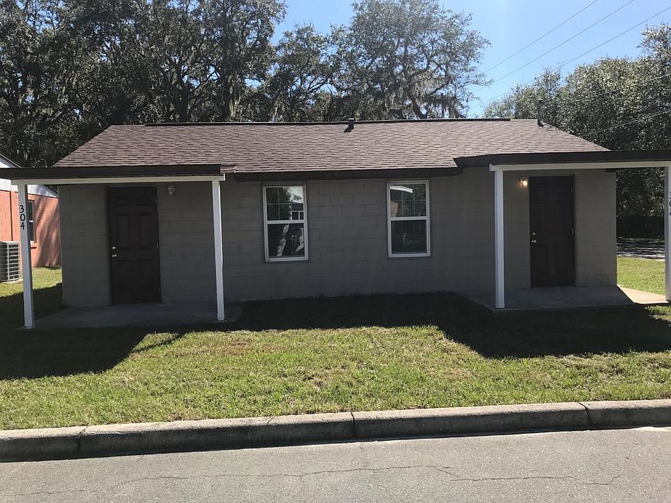 1st image of 302 E Jackson Ave