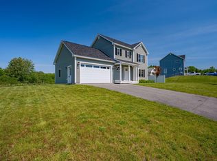 2 Overlook Dr, Saco, ME 04072