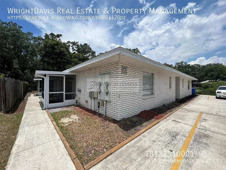 3151 Bloomingdale Villas Ct