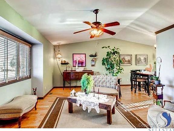 Great Room with Vaulted Ceilings