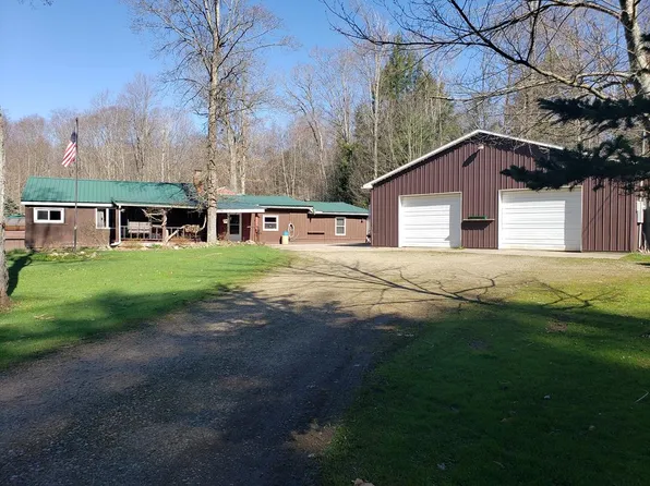 226 Neiltown Rd, Grand Valley, PA 16420