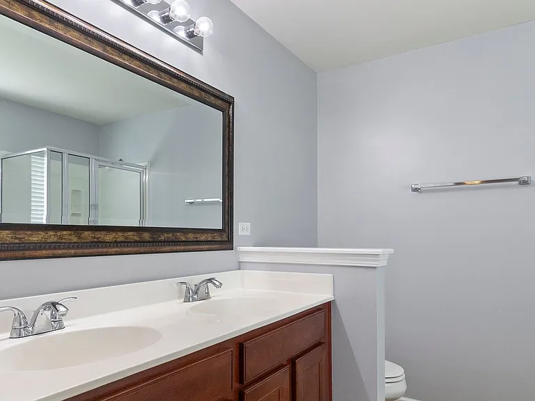 47 Glenwood Ct — Photo 8