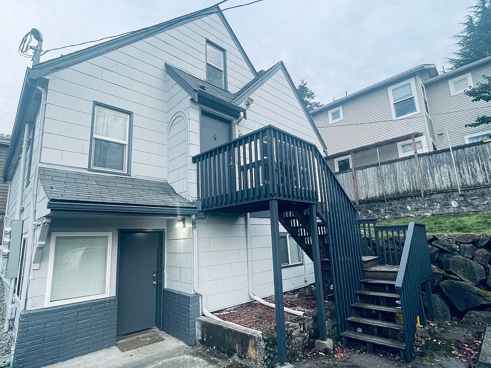 1st image of 9406 1st Ave NE #2
