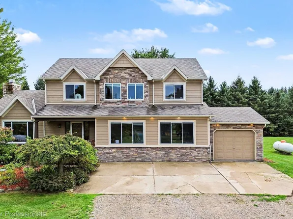 3775 Reamer Rd, Lapeer, MI 48446