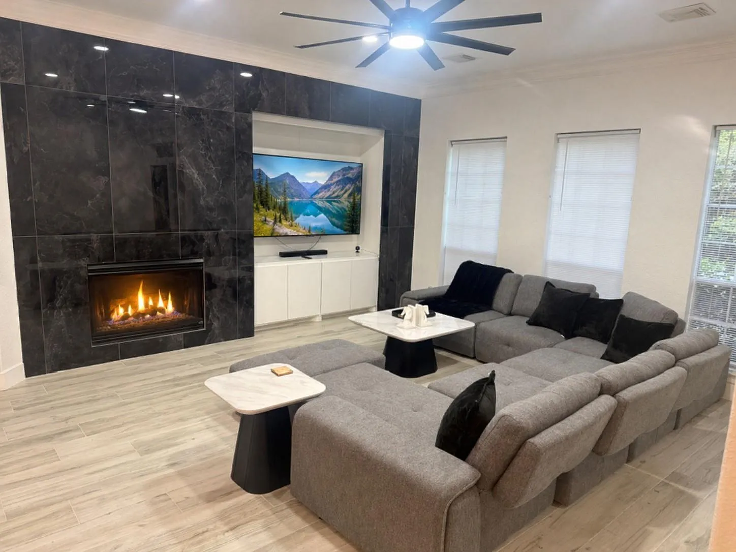 4 bed, 3.0 bath, 2685 sqft, $4,500 — Photo 1