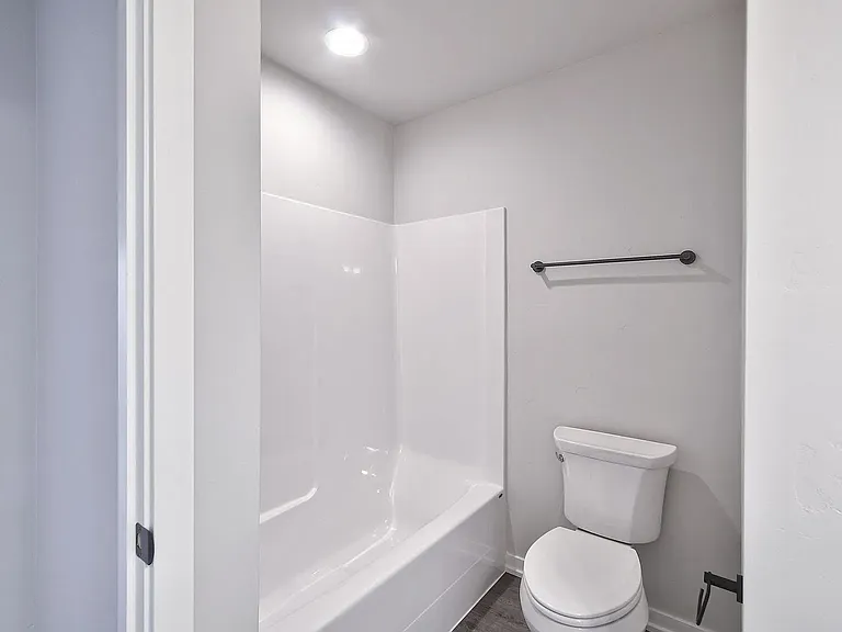 5623 SE 80th Ave — Photo 13