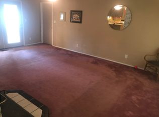 303 5th St, Amity, OR 97101