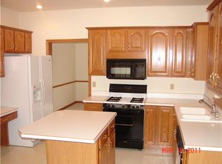 26699 Fields Farm Trl, Elkhart, IN 46514