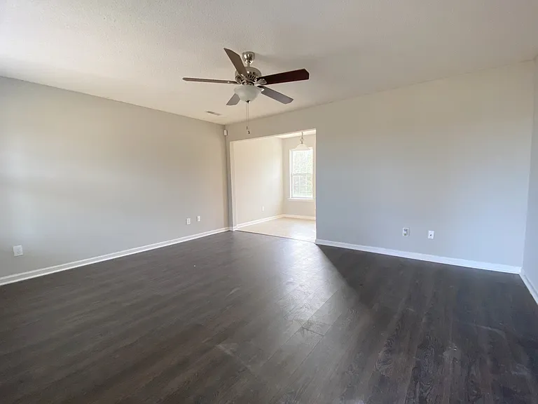 170 Stafford Rd — Photo 6