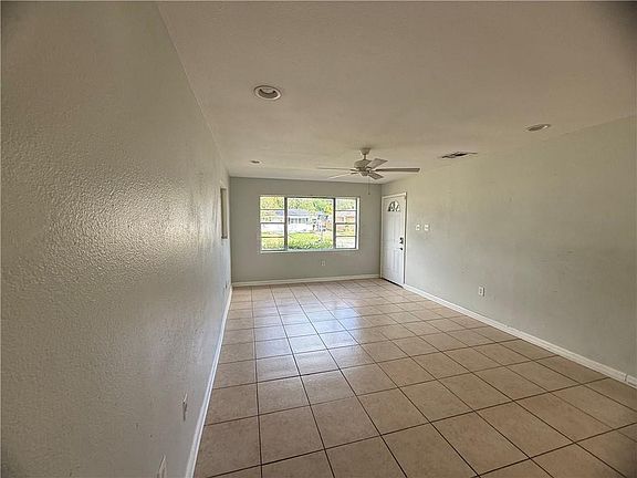 5th image of 4734 Galahad Dr