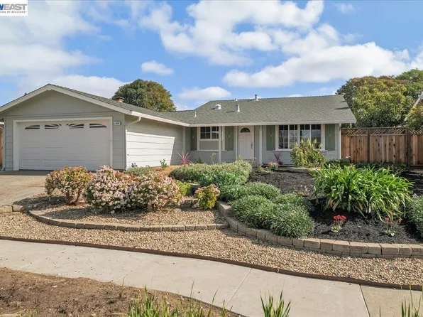 5030 Chelsea Dr, Newark, CA 94560