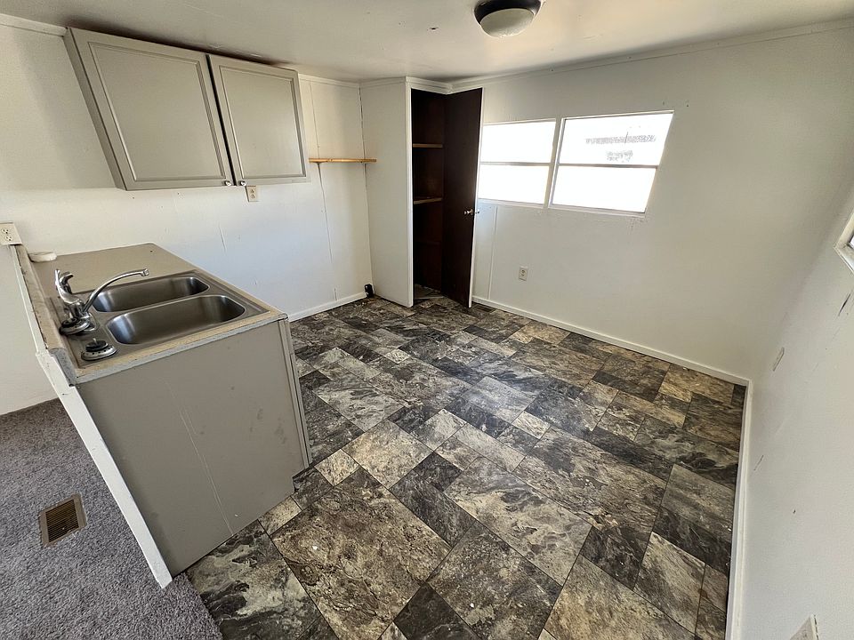 1st image of 1083 Pine St Lot 3