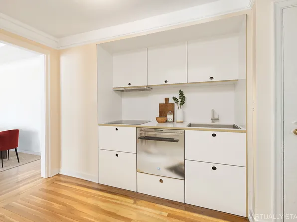 205 East 78th Street image 5 of 8