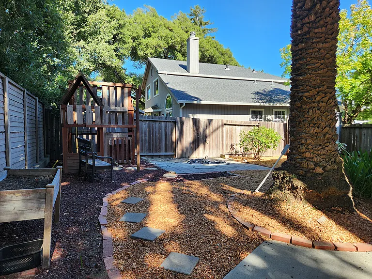 2179 Zinfandel Ave — Photo 28