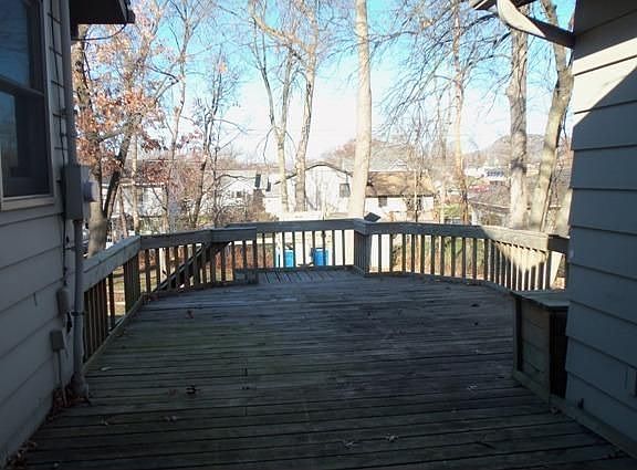 5th image of 1005 Schafer Dr