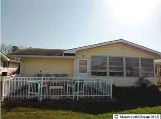 40 Clay Cir, Brick, NJ 08724