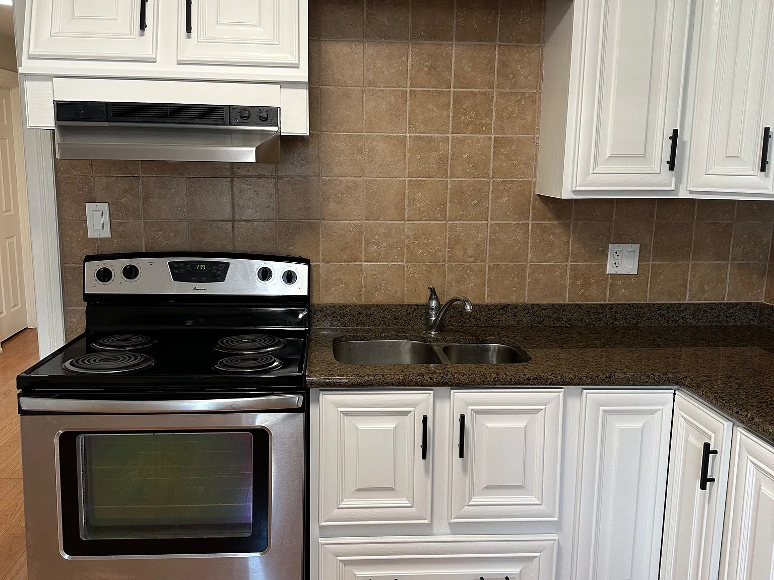 2 bed, $2,200 — Photo 3
