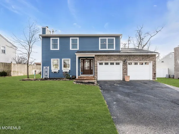 6 Lisa Drive, Brick, NJ 08724