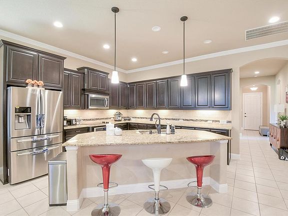 4th image of 4704 Gladiola Ct